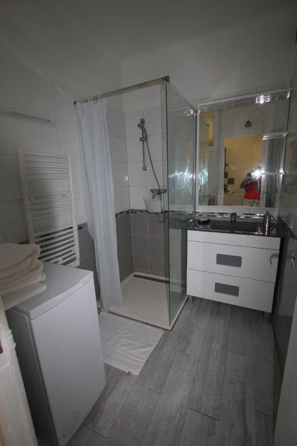 Apartment T2 Entierement Equipe, Proche Toutes Commodites Nizza